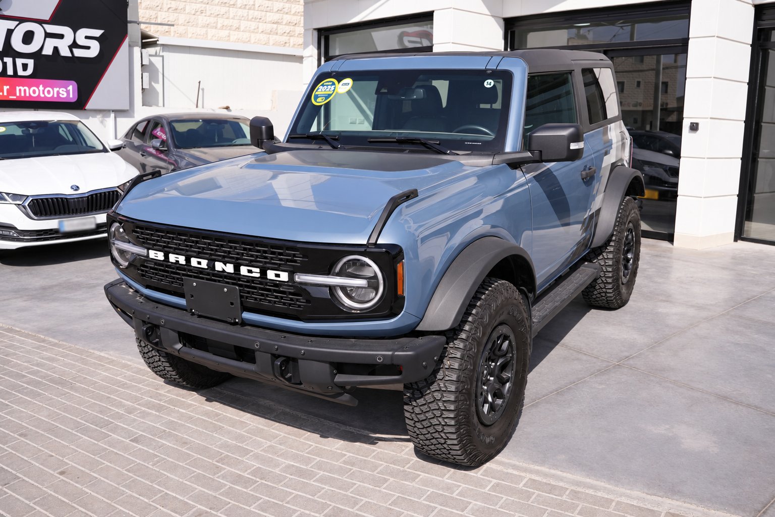 Ford BRONCO — 1